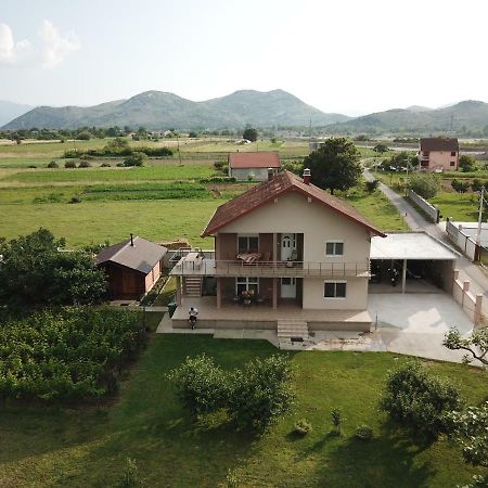 Eko Apartmani Krackovic Golubovci Экстерьер фото