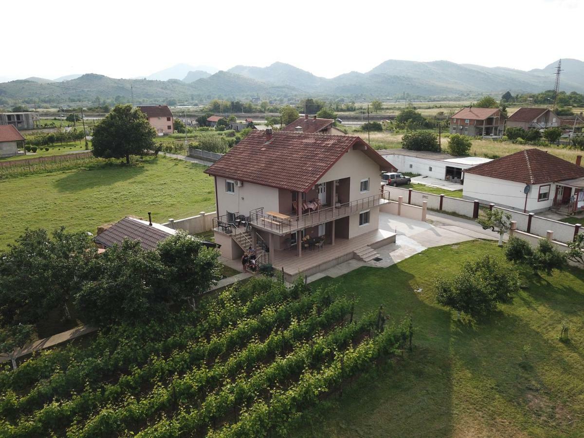 Eko Apartmani Krackovic Golubovci Экстерьер фото