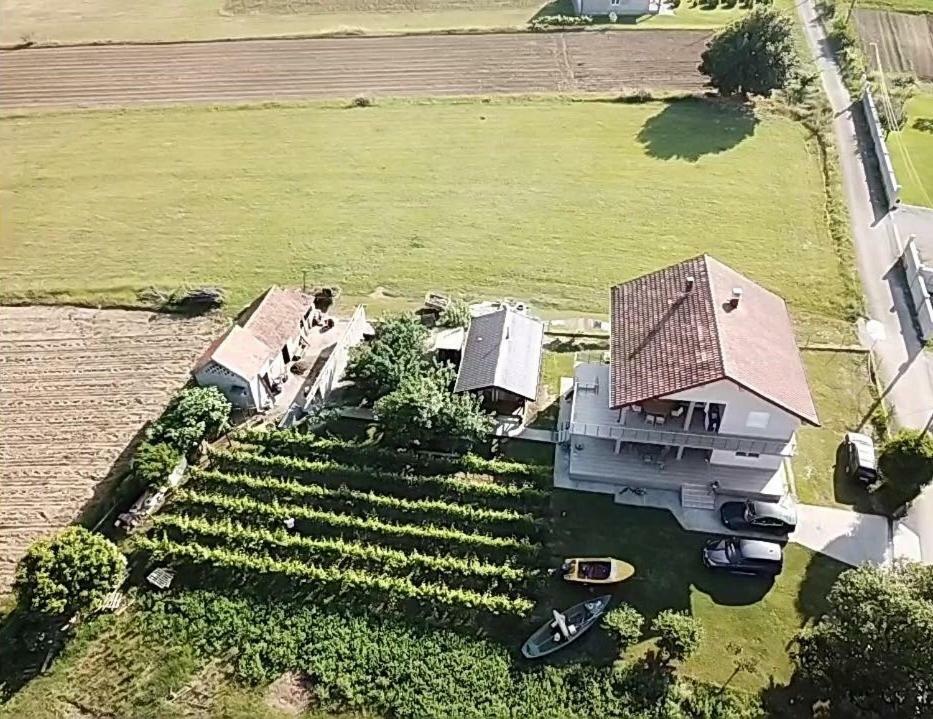 Eko Apartmani Krackovic Golubovci Экстерьер фото